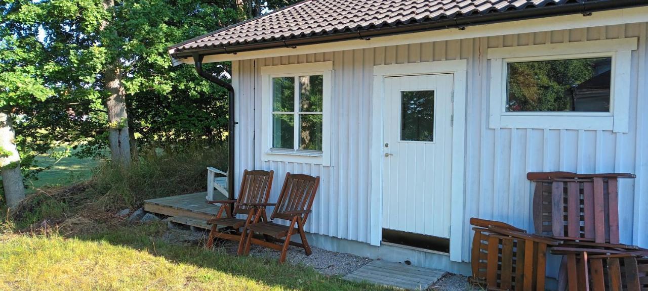 Saxemara Med Minikoek Och Badrum Ronneby Dış mekan fotoğraf